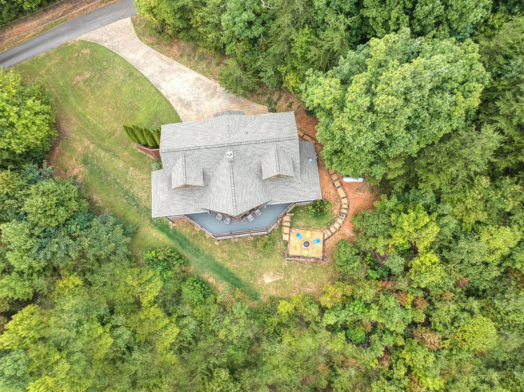 Sky High Lodge By Bk Stays. Large Cabin. Amazing Views. Game Room. Jacuzzi. Six Bedrooms. Sleeps 12 蓝岭 外观 照片