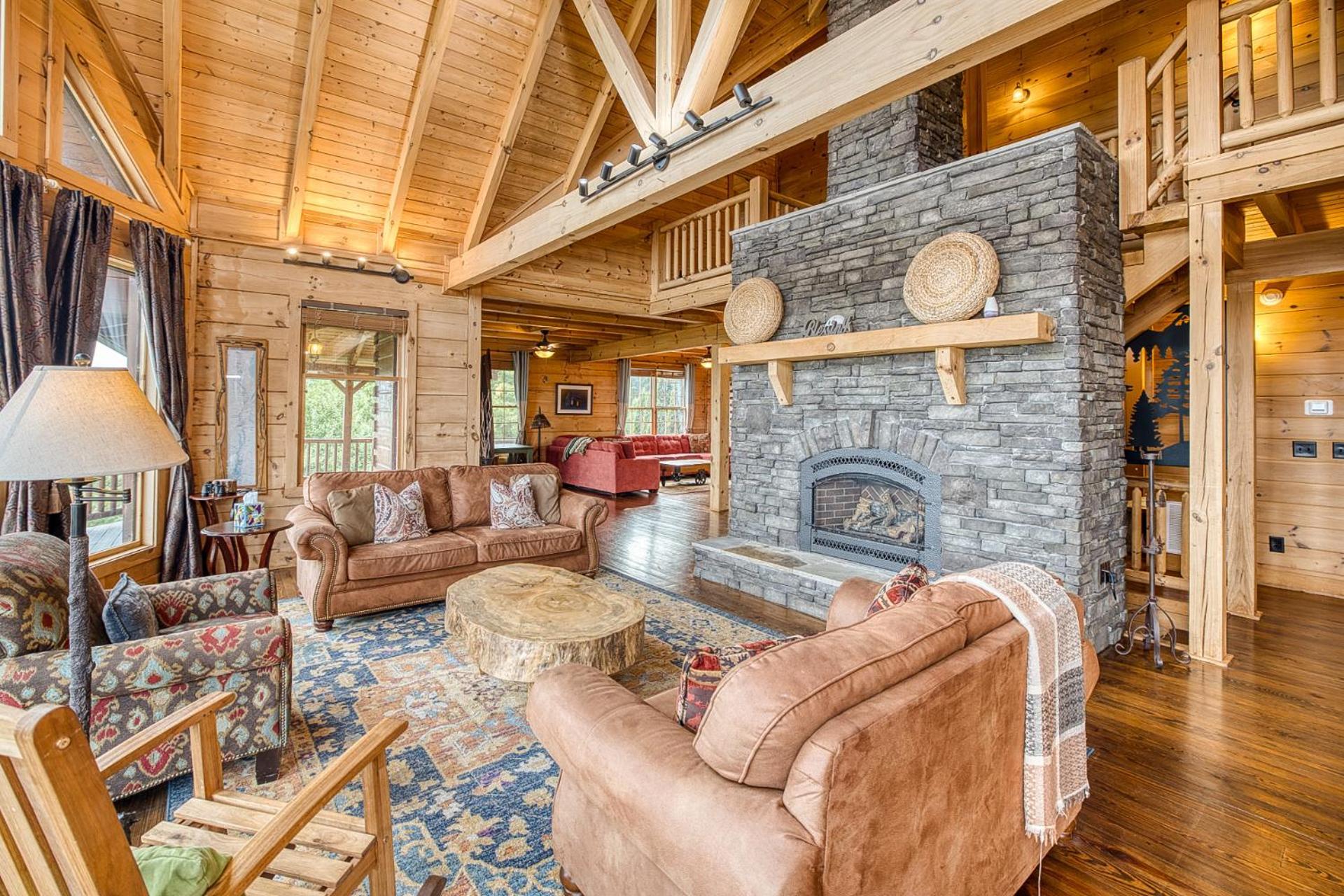 Sky High Lodge By Bk Stays. Large Cabin. Amazing Views. Game Room. Jacuzzi. Six Bedrooms. Sleeps 12 蓝岭 外观 照片