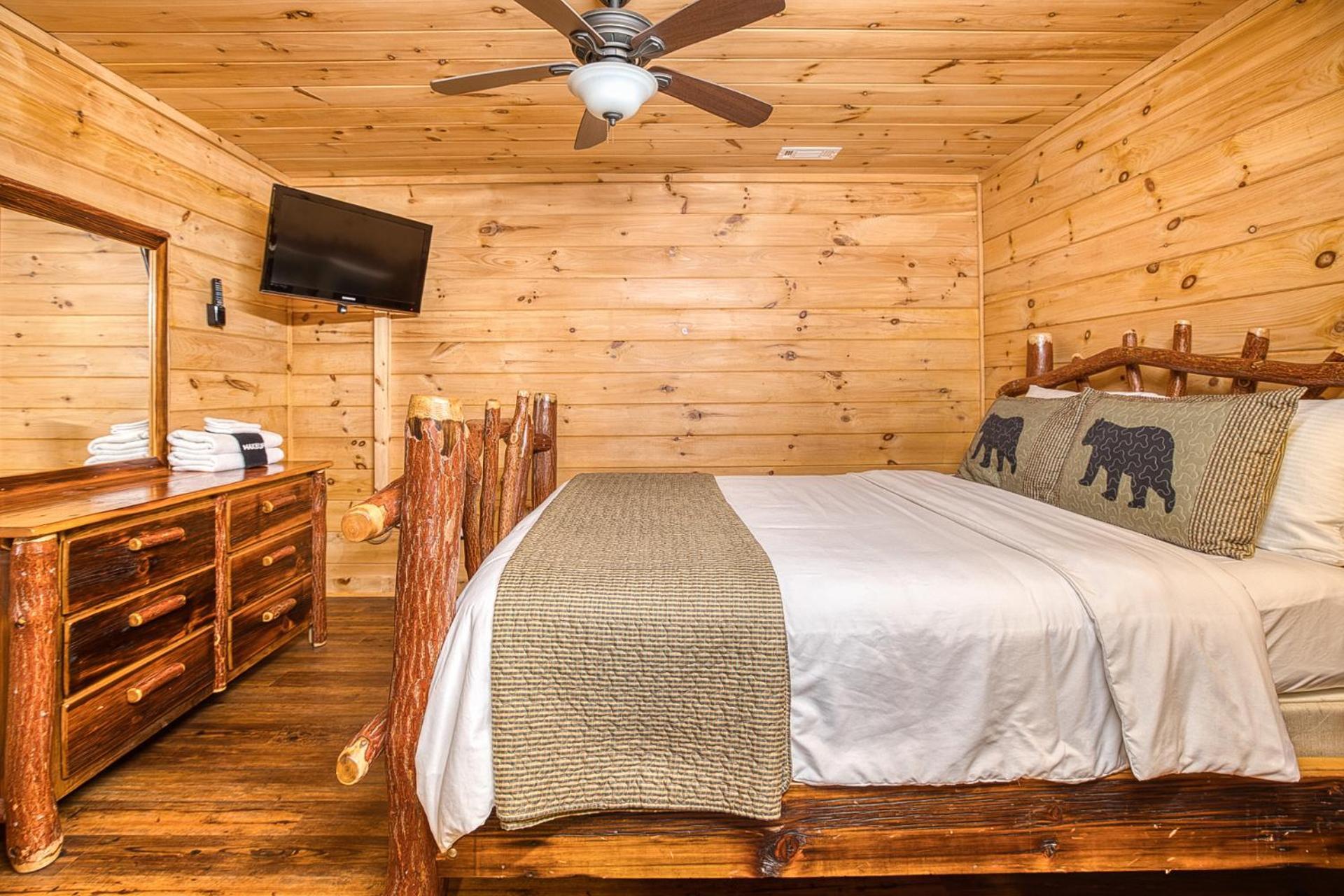 Sky High Lodge By Bk Stays. Large Cabin. Amazing Views. Game Room. Jacuzzi. Six Bedrooms. Sleeps 12 蓝岭 外观 照片