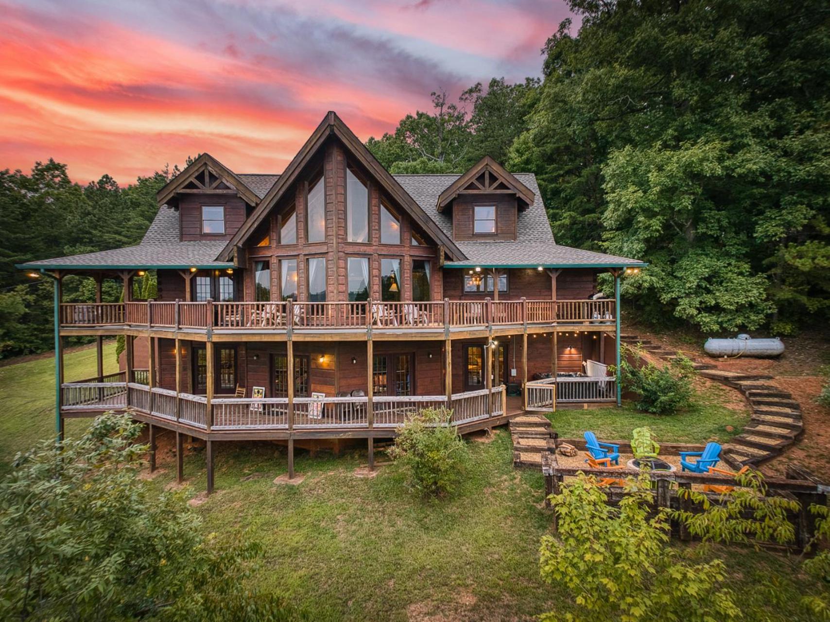 Sky High Lodge By Bk Stays. Large Cabin. Amazing Views. Game Room. Jacuzzi. Six Bedrooms. Sleeps 12 蓝岭 外观 照片
