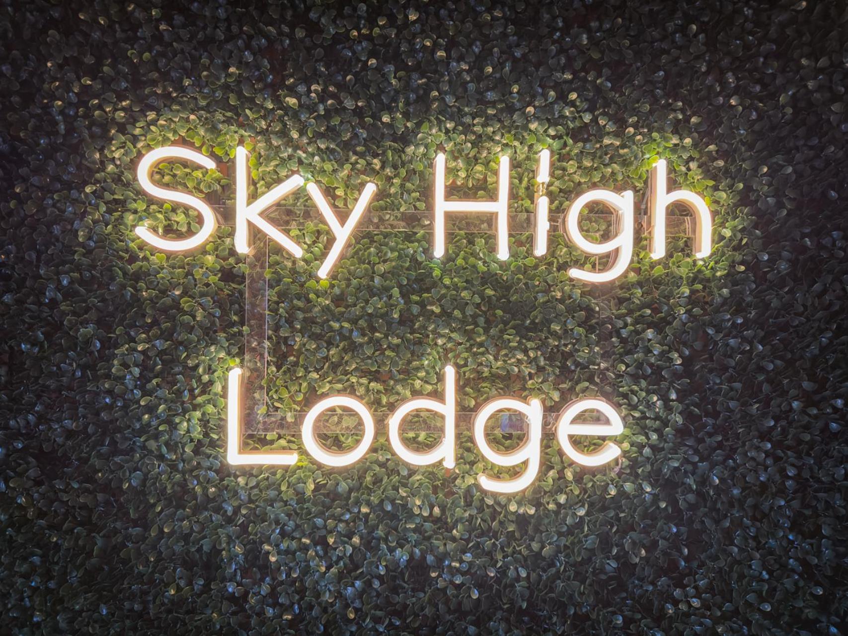 Sky High Lodge By Bk Stays. Large Cabin. Amazing Views. Game Room. Jacuzzi. Six Bedrooms. Sleeps 12 蓝岭 外观 照片