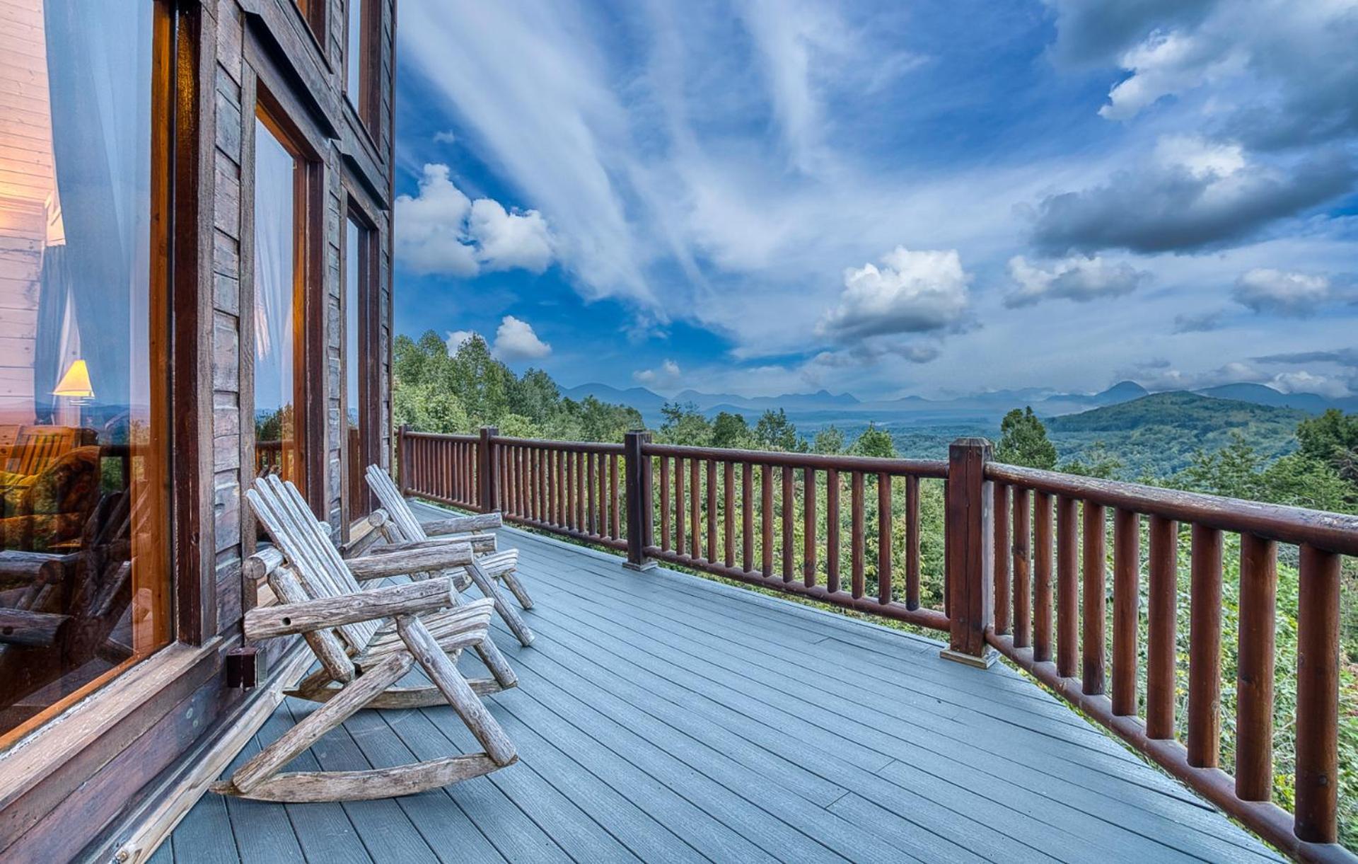 Sky High Lodge By Bk Stays. Large Cabin. Amazing Views. Game Room. Jacuzzi. Six Bedrooms. Sleeps 12 蓝岭 外观 照片